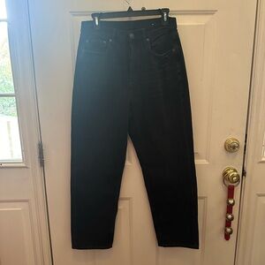 American Eagle mom jean